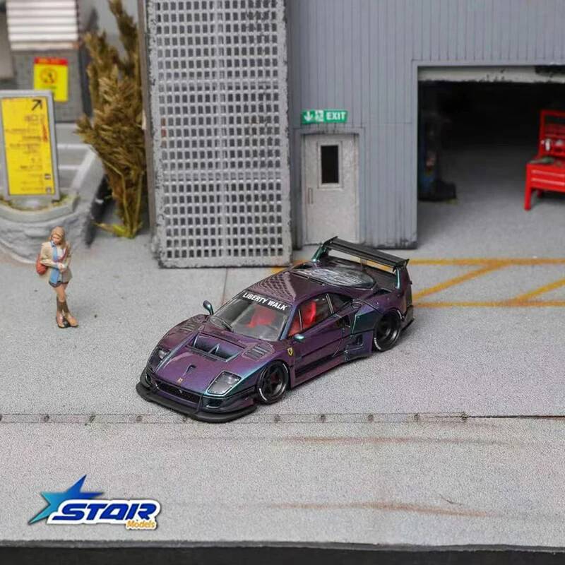 STAR 1:64 LBWK F40 Ice Blue Ma - огляд і ціна Die Cast Car 1 64